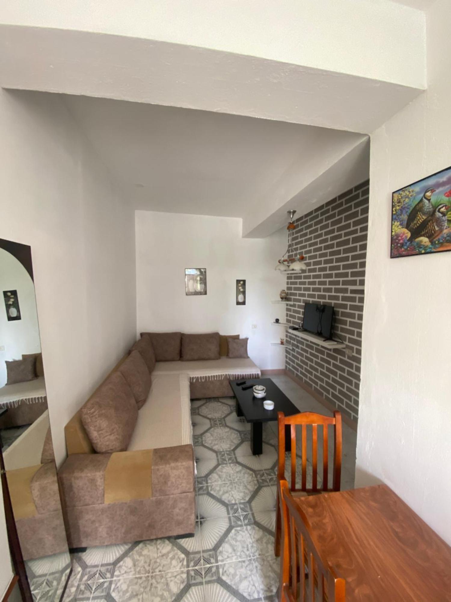 Lovely 2-Bedroom With Greenery View Durres Luaran gambar